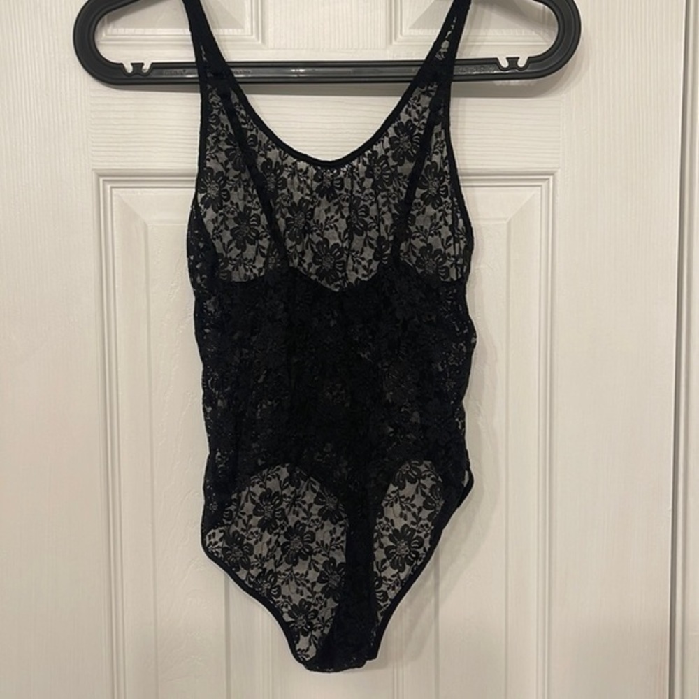 H&M black lace bodysuit size small /6